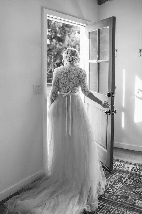 Wholesa A-line V-neck Half Sleeves Belt Tulle Wedding Dress Bridal Gown