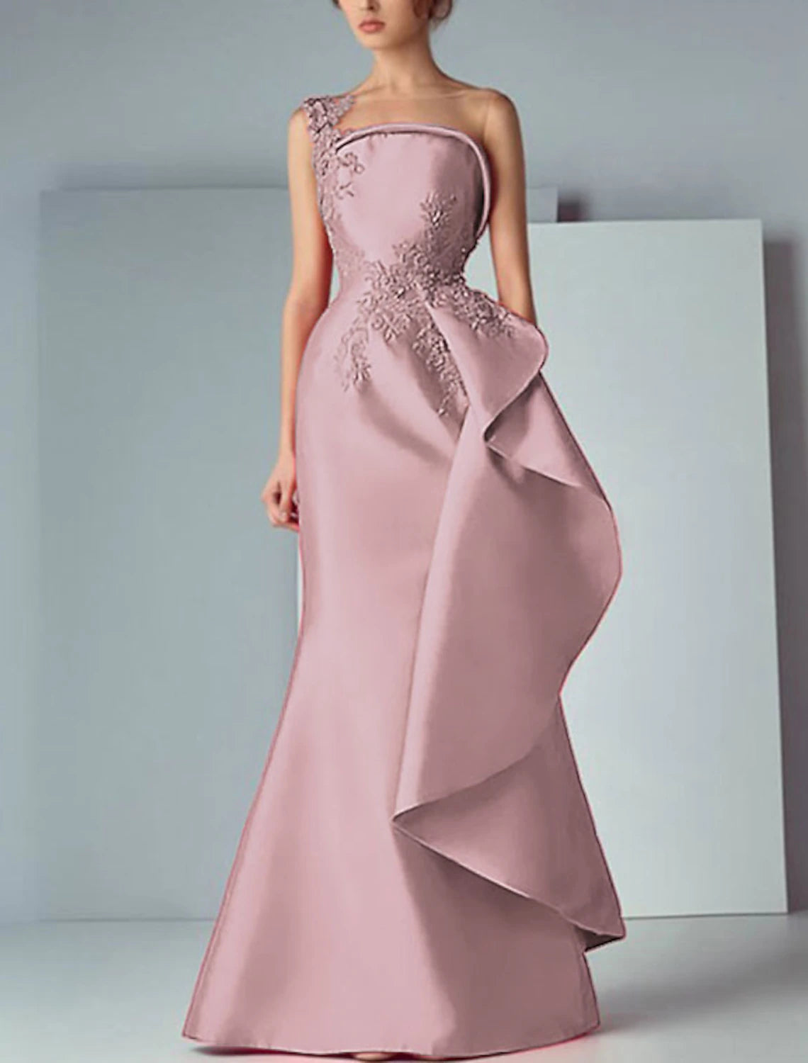 Wholesa  Mermaid / Trumpet Evening Gown Elegant Dress Formal Wedding Guest Floor Length Sleeveless Illusion Neck Satin with Appliques