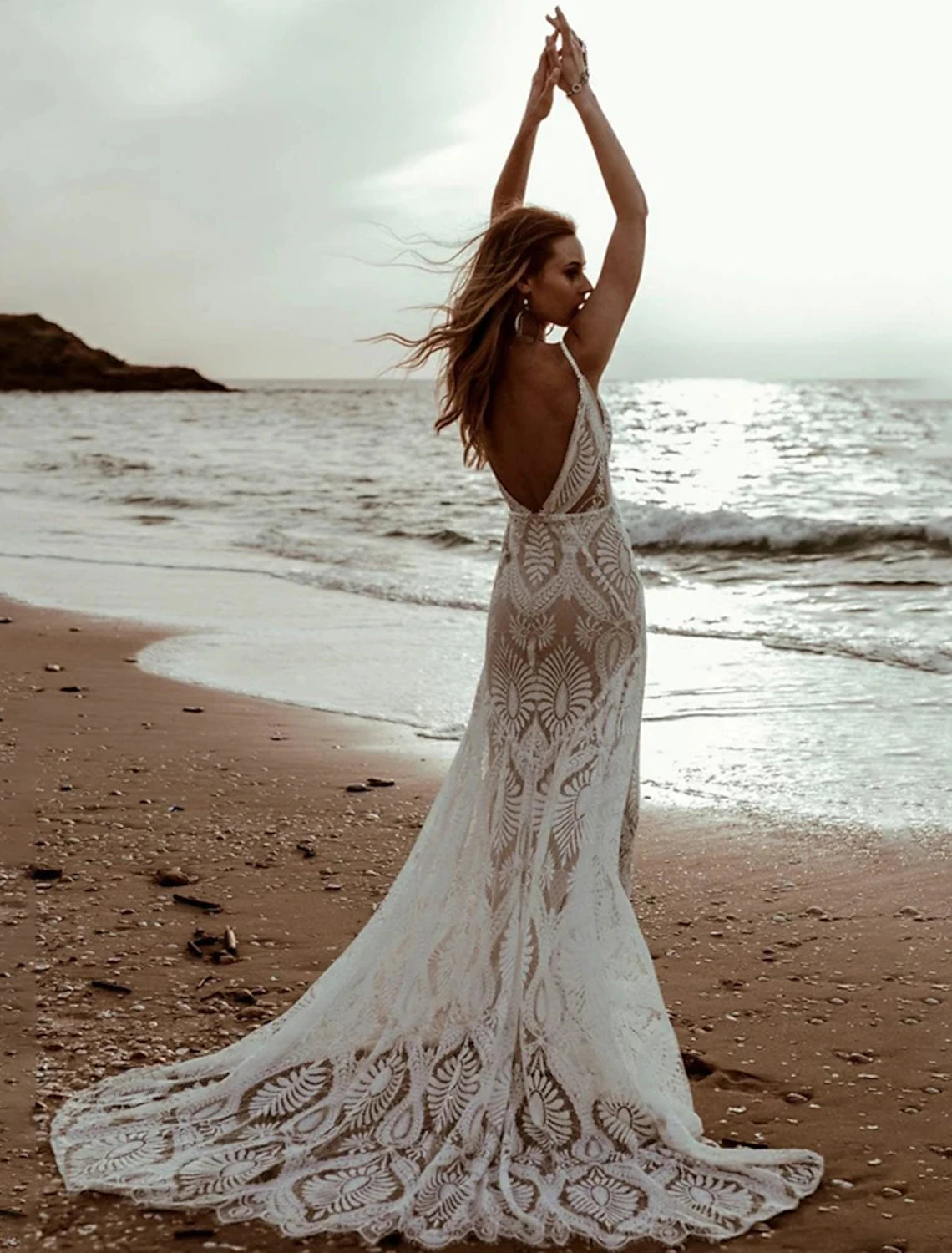 Wholesa Beach Vintage Open Back Wedding Dresses Mermaid / Trumpet Camisole V Neck Sleeveless Sweep / Brush Train Chiffon Bridal Gowns With Pleats Solid Color