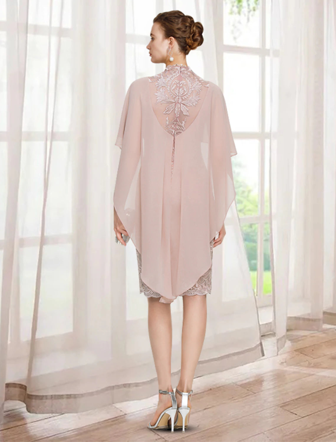 wholesale  Sheath / Column Mother of the Bride Dress Elegant Jewel Neck Knee Length Chiffon Lace Sleeveless with Appliques