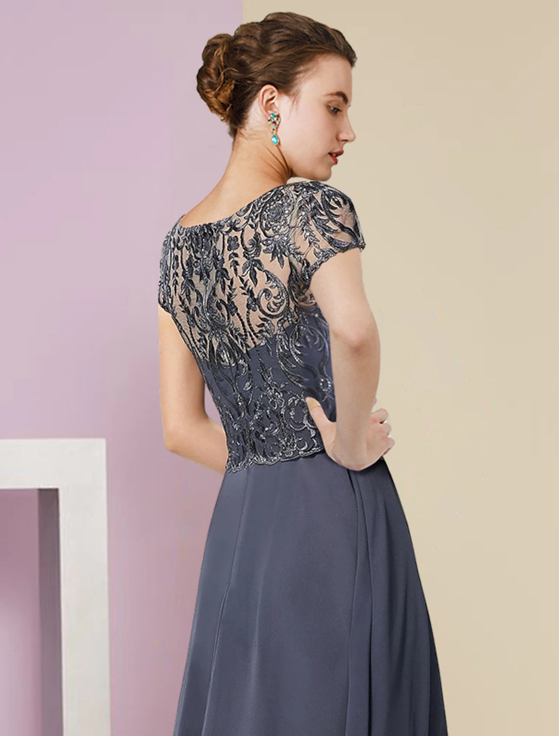 wholesale  Two Piece A-Line Mother of the Bride Dress Formal Wedding Guest Vintage Elegant Scoop Neck Knee Length Chiffon Lace Short Sleeve Wrap Included with Pleats Appliques