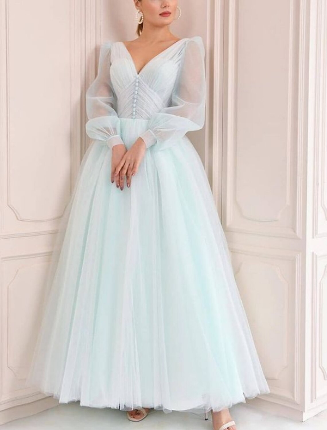 wholesale  A-Line Minimalist Elegant Party Wear Prom Dress V Neck Long Sleeve Floor Length Tulle with Pleats