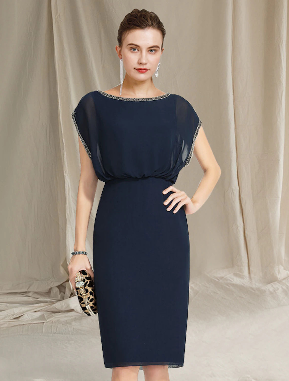 wholesale   Sheath / Column Mother of the Bride Dress Plus Size Elegant Jewel Neck Knee Length Chiffon Cap Sleeve with Beading