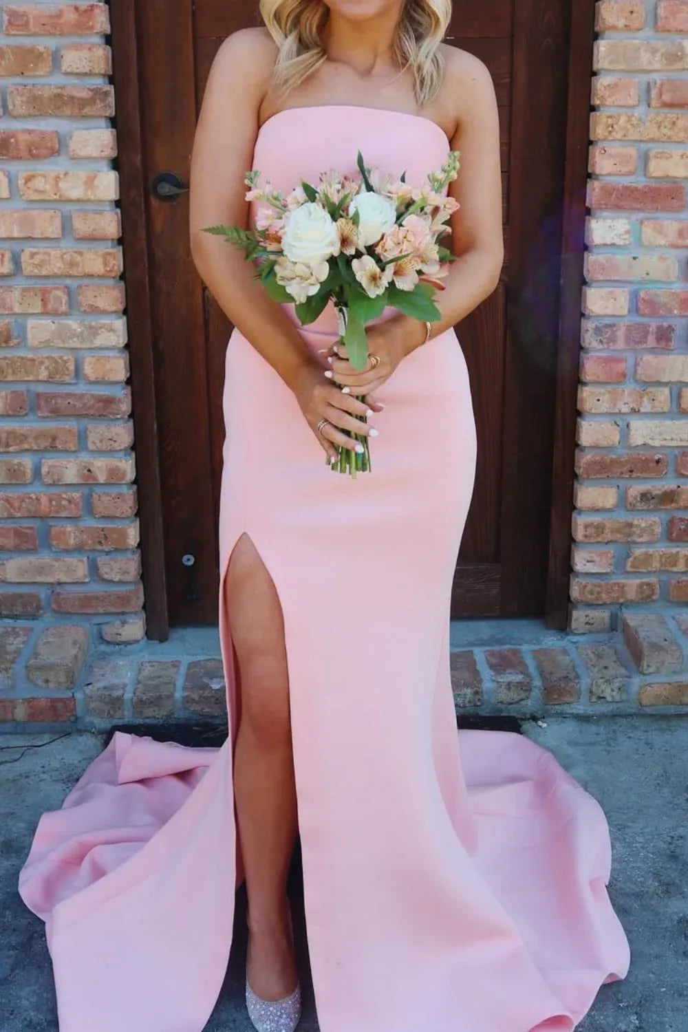 Chic Strapless Pleated Waist High-Slit Mermaid Prom Dress