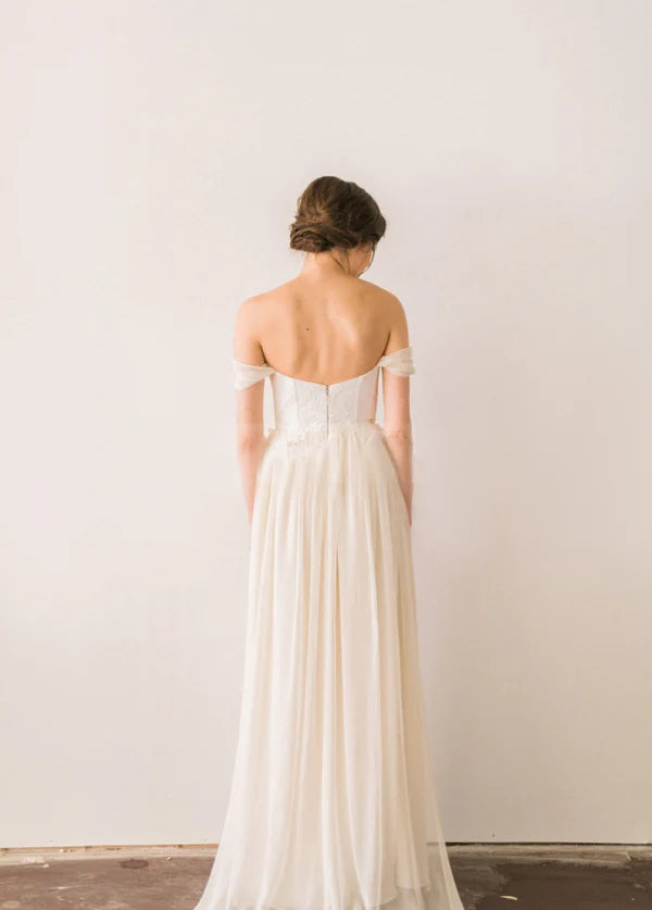 Wholesa A-line Off-the-Shoulder Backless Beach Chiffon Wedding Dress with Lace Bodice