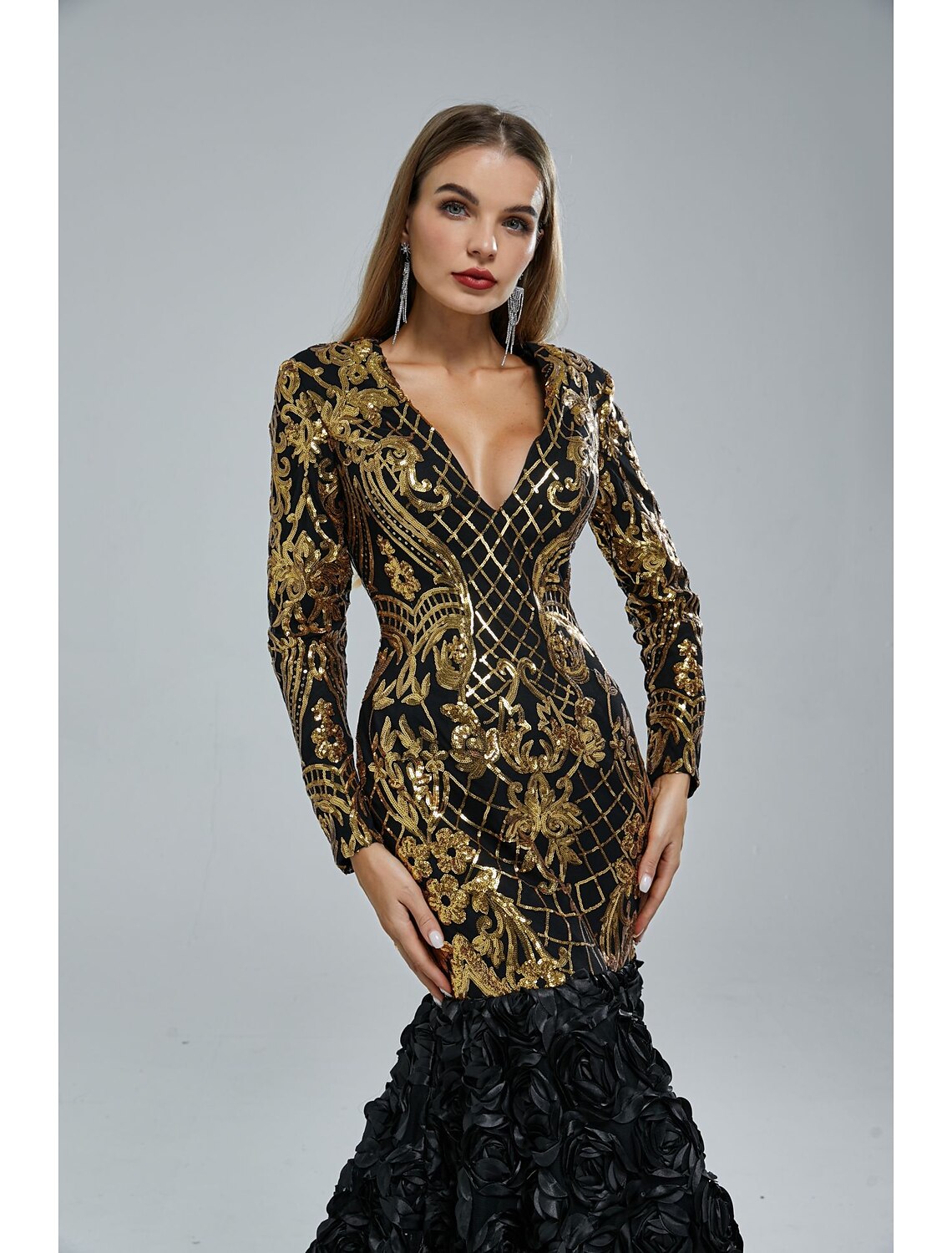 Wholesa  Mermaid / Trumpet Evening Gown Sparkle & Shine Dress Engagement Formal Evening Court Train Long Sleeve V Neck Sequined with Sequin