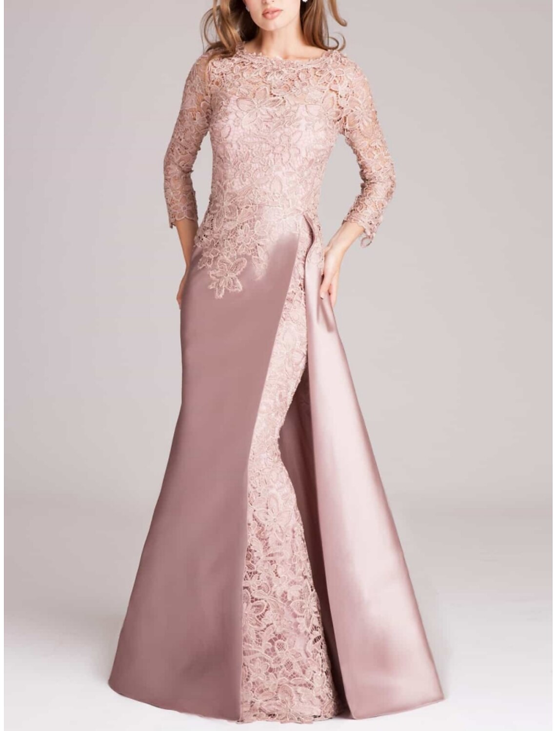 Wholesa Mermaid / Trumpet Mother of the Bride Dress Wedding Guest Elegant Scoop Neck Floor Length Satin Long Sleeve with Lace Split Front