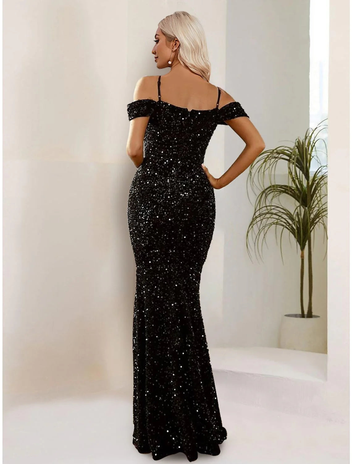 Wholesa Mermaid / Trumpet Evening Gown Black Dress Formal Floor Length Short Sleeve Spaghetti Strap Sequined with Sequin