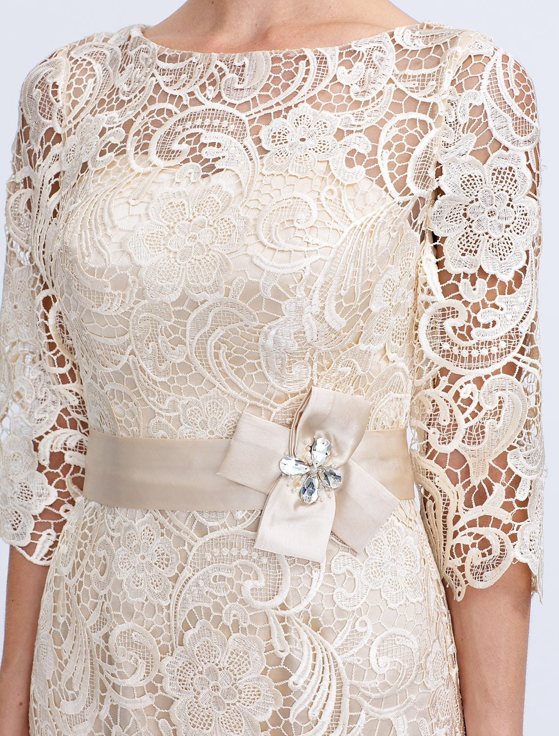 wholesale  Sheath / Column Mother of the Bride Dress Formal Wedding Guest Plus Size Elegant Illusion Neck Knee Length All Over Lace 3/4 Length Sleeve with Bow(s)