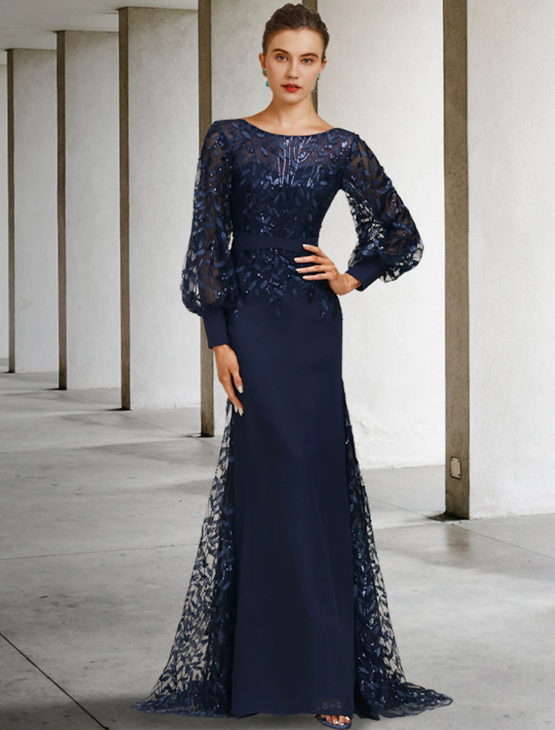 wholesale  Mermaid / Trumpet Mother of the Bride Dress Wedding Guest Vintage Elegant Jewel Neck Sweep / Brush Train Chiffon Lace Long Sleeve with Sequin Ruffles Fall
