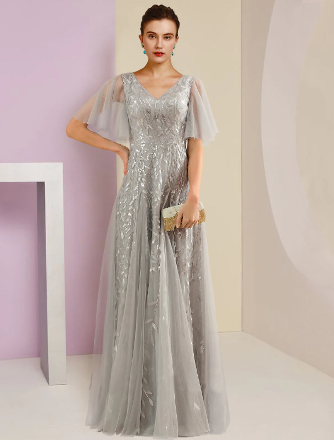 wholesale  Sheath / Column Mother of the Bride Dress Party Sparkle & Shine V Neck Floor Length Lace Tulle Short Sleeve with Pleats Sequin