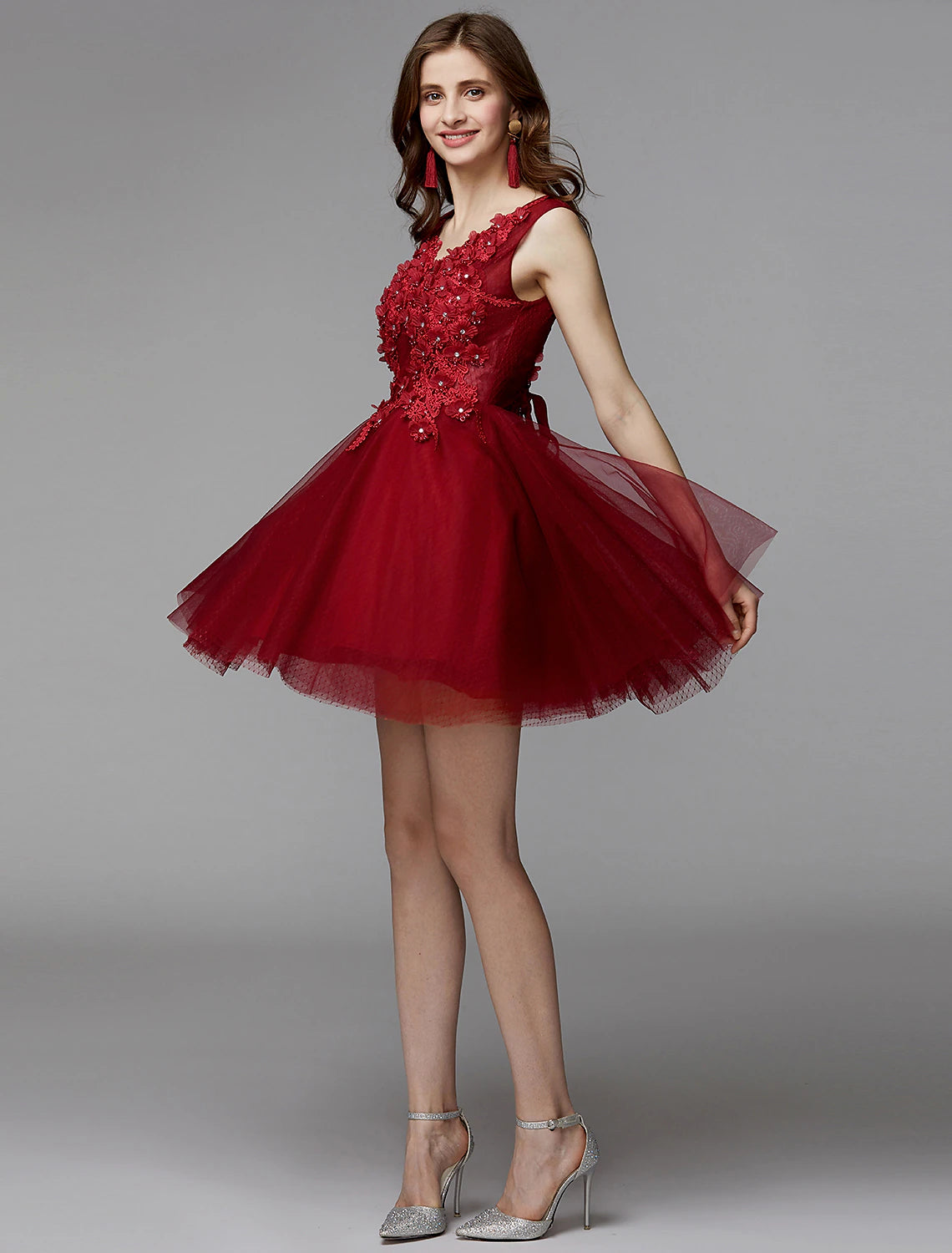 Wholesa A-Line Party Dress Homecoming Graduation Short / Mini Sleeveless V Neck Lace Over Tulle with Crystals Appliques