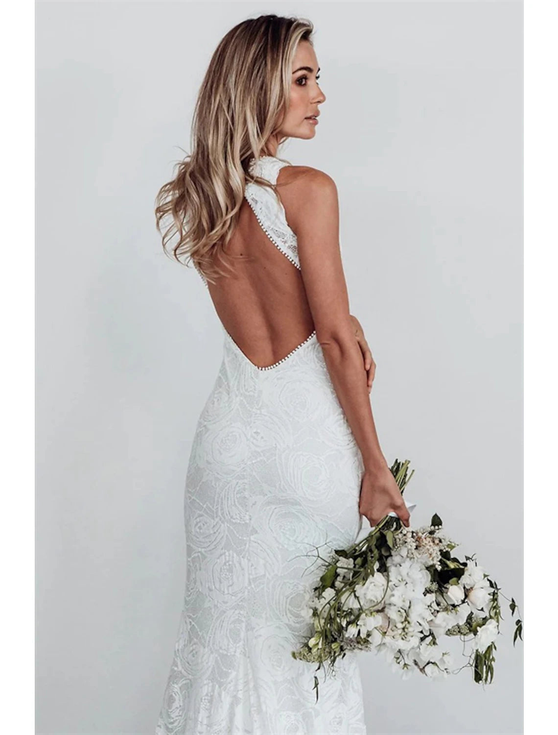 wholesale  Beach Open Back Boho Wedding Dresses Mermaid / Trumpet Halter Sleeveless Chapel Train Lace Bridal Gowns With Appliques Solid Color Summer Fall Wedding Party