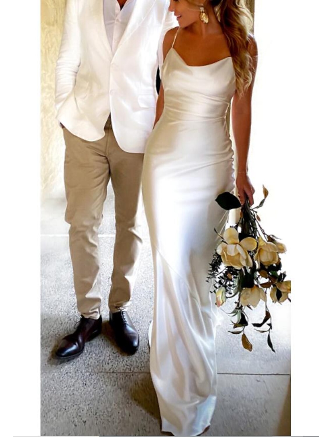 wholesale  Beach Open Back Casual Wedding Dresses Sheath / Column Square Neck Camisole Spaghetti Strap Sweep / Brush Train Charmeuse Bridal Gowns With Ruched Solid