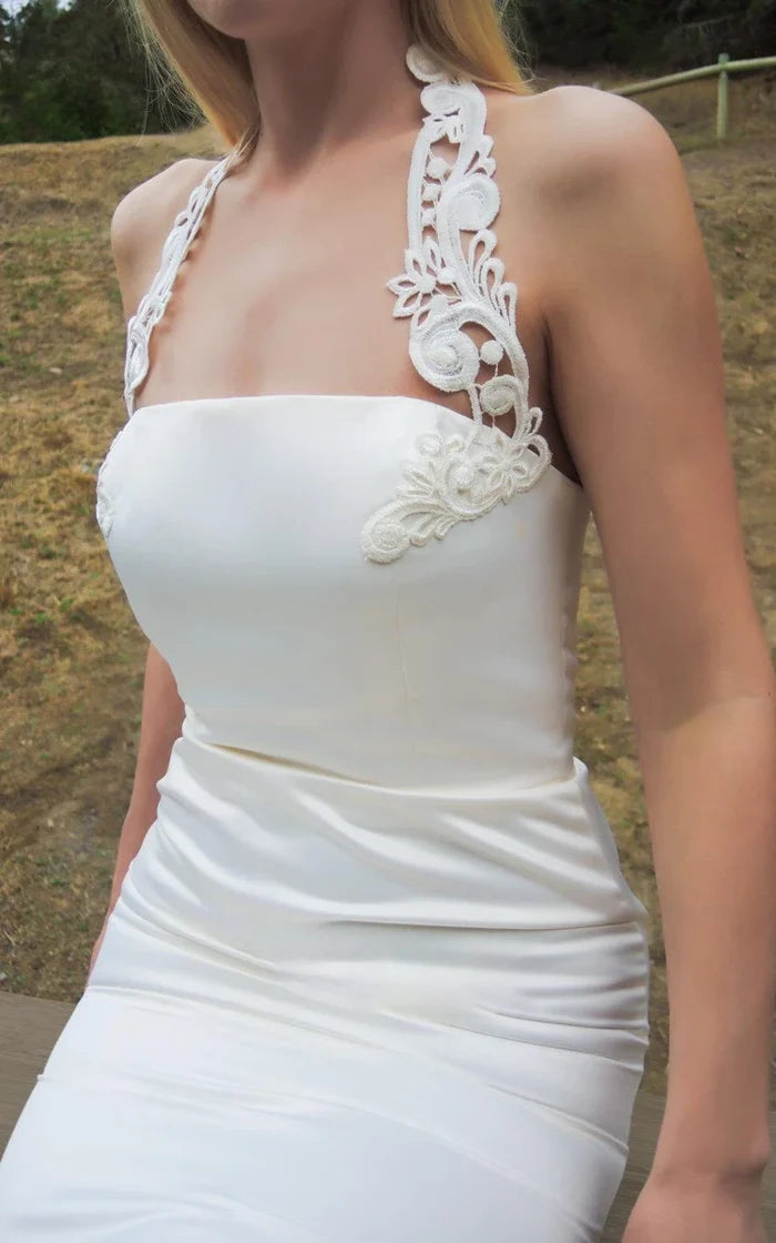 Wholesa Mermaid Halter Neck Sleeveless Satin Simple White Wedding Dress