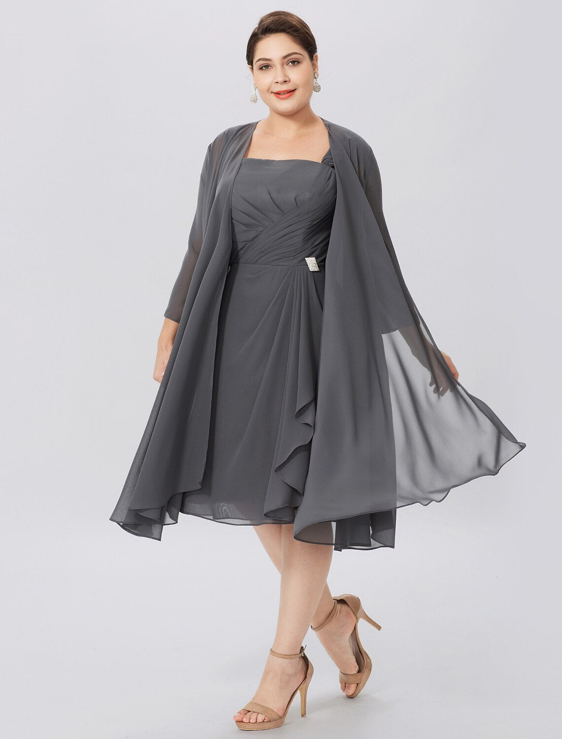 wholesale  A-Line Mother of the Bride Dress Formal Plus Size Elegant Straps Knee Length Chiffon Sleeveless yes with Criss Cross Pleats