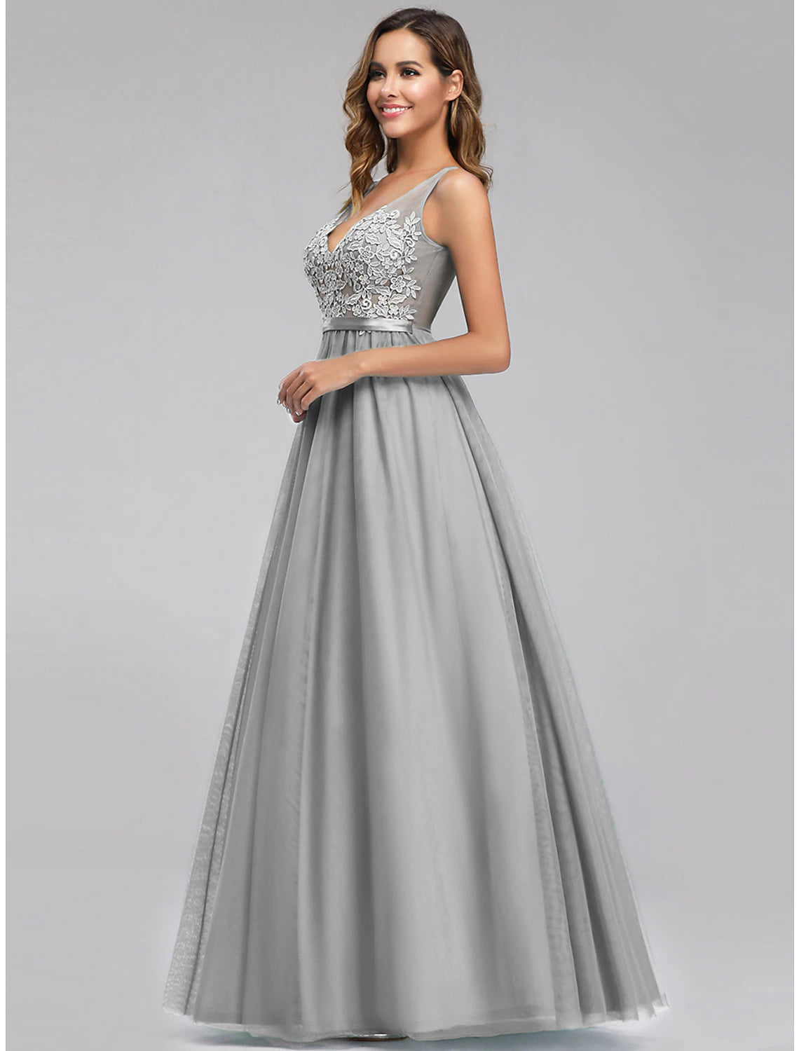 Wholesa A-Line Empire Holiday Prom Dress V Neck V Back Sleeveless Floor Length Chiffon with Appliques