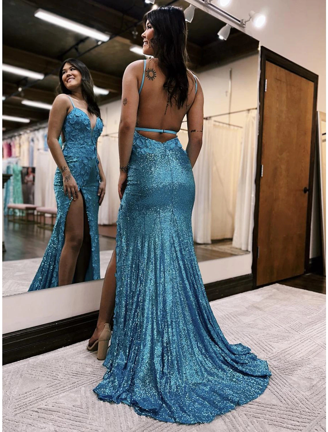 Wholesa Mermaid / Trumpet Prom Dresses Sparkle & Shine Dress Formal Wedding Party Sweep / Brush Train Sleeveless V Neck Sequined Backless with Sequin Appliques