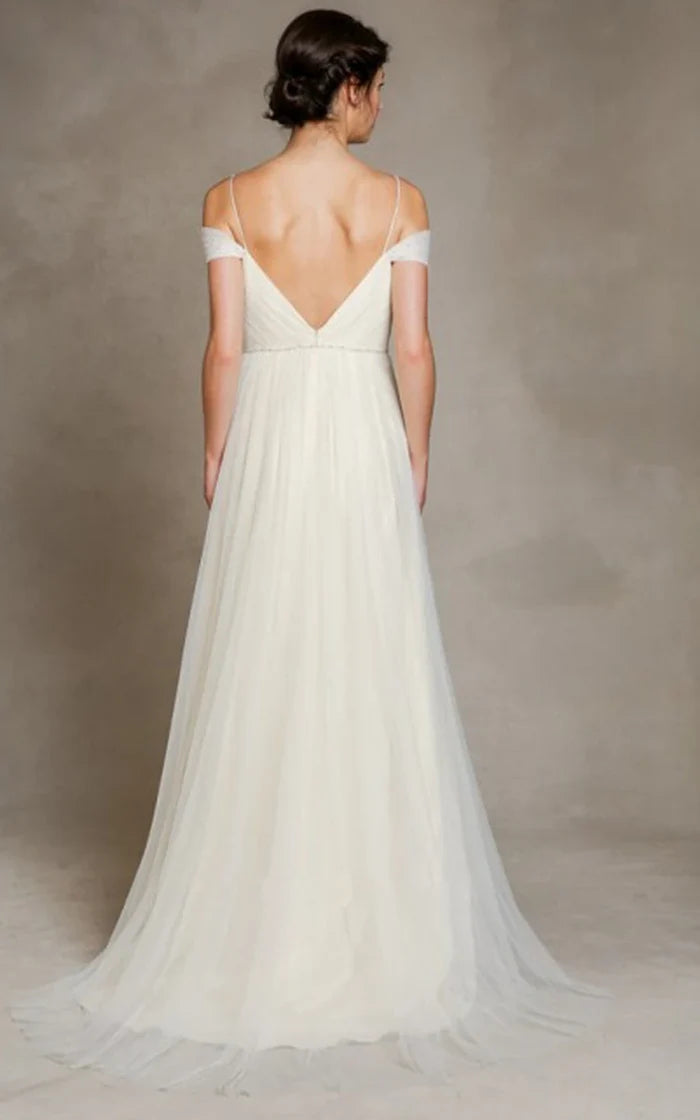 Wholesa A-Line Off-the-Shoulder Spaghetti Straps Tulle Long Wedding Dress