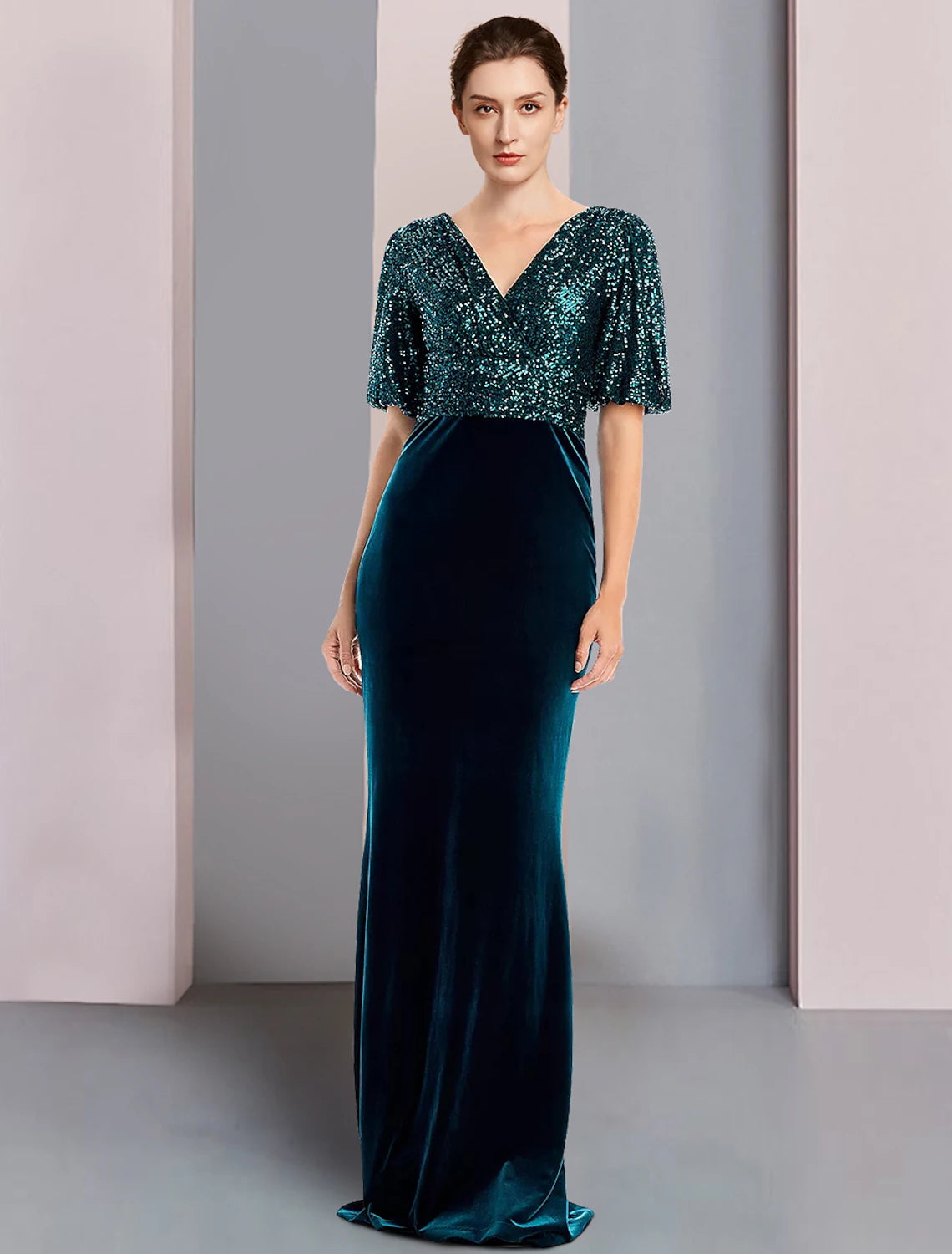 Wholesa Sheath / Column Mother of the Bride Dress Formal Wedding Guest Elegant Vintage V Neck Sweep / Brush Train Sequined Velvet Half Sleeve with Color Block