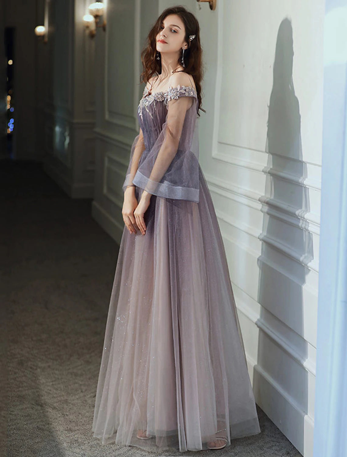wholesa A-Line Minimalist Elegant Party Wear Prom Dress Off Shoulder Long Sleeve Floor Length Tulle with Appliques