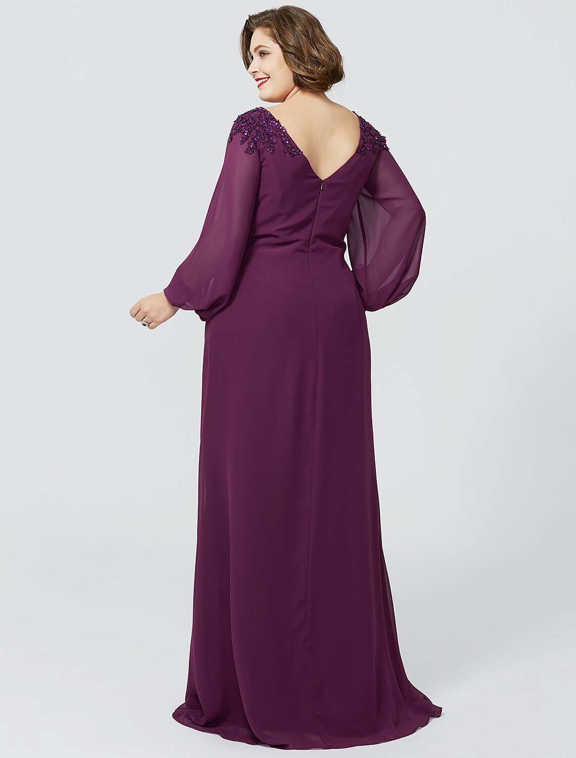 wholesale  Sheath / Column Mother of the Bride Dress Formal Classic & Timeless Elegant & Luxurious Plus Size Bateau Neck Floor Length Chiffon Long Sleeve No with Beading Appliques