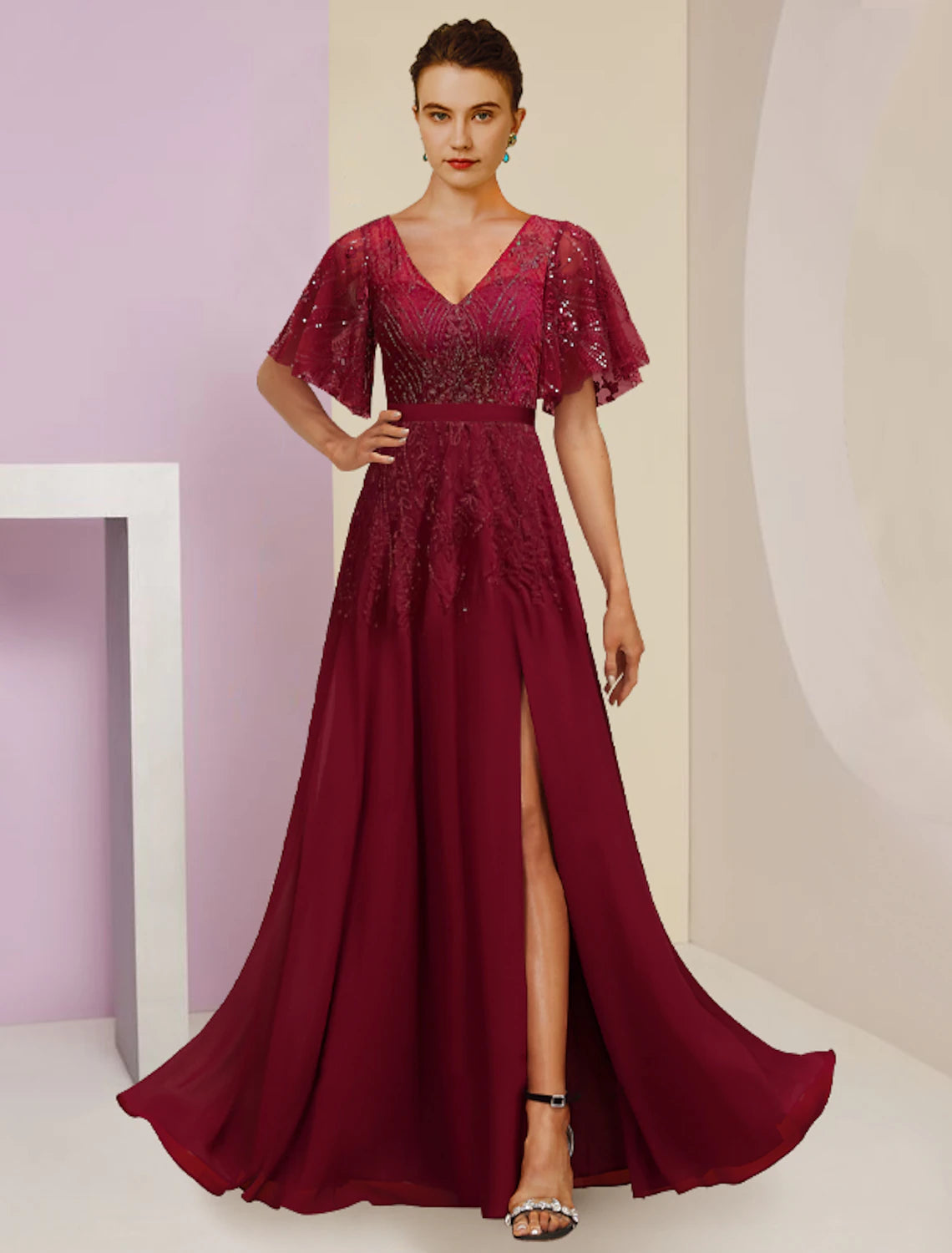 wholesale  Sheath / Column Mother of the Bride Dress Wedding Guest Elegant Sparkle & Shine V Neck Floor Length Chiffon Lace Sequined Short Sleeve with Pleats Split Front