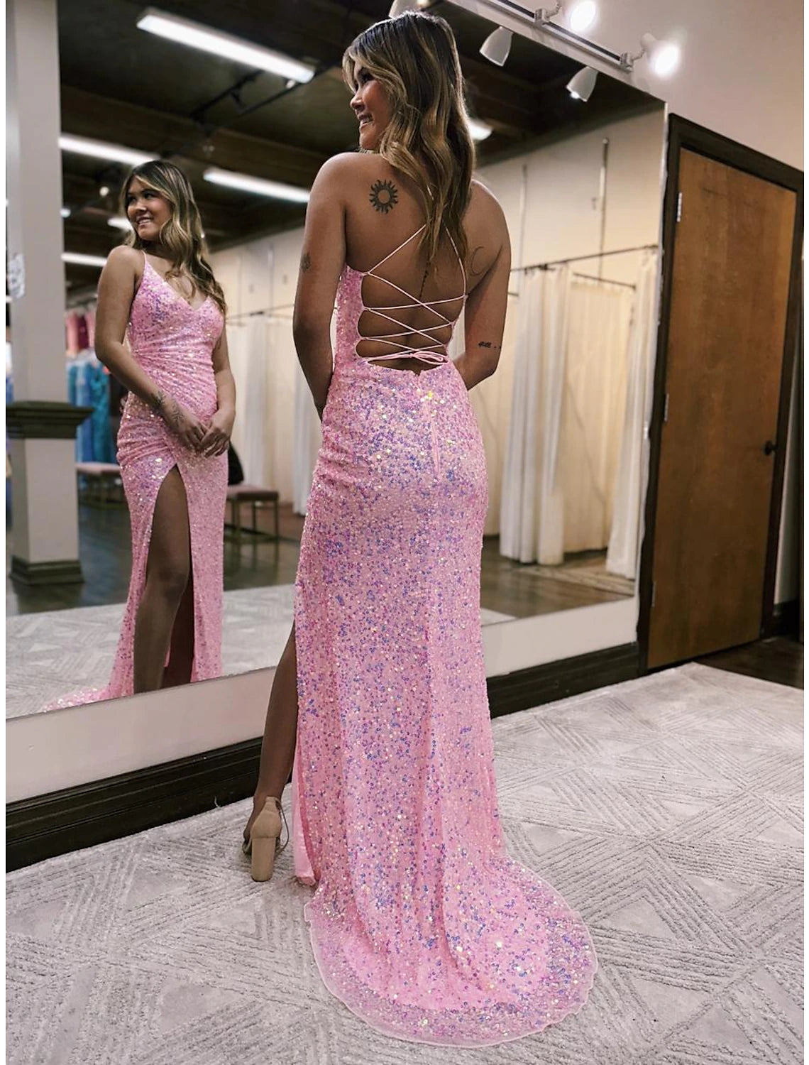 Wholesa Mermaid / Trumpet Prom Dresses Sparkle & Shine Dress Formal Wedding Party Sweep / Brush Train Sleeveless V Neck Sequined Backless with Sequin Slit