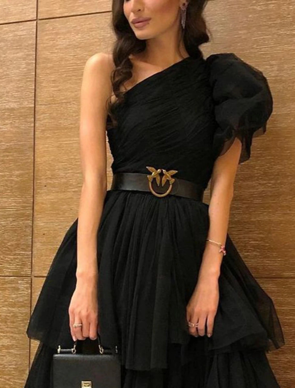 Wholesa A-Line Evening Gown Tiered Plisse Dress Masquerade Prom Floor Length Sleeveless One Shoulder Black Dress Tulle with Slit
