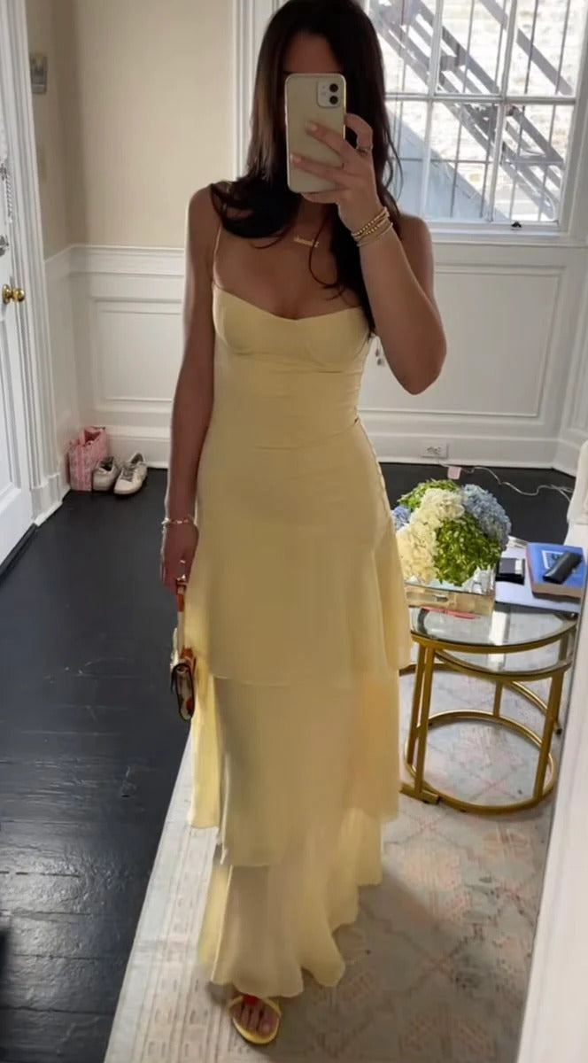 Elegant Fitted Sweetheart Spaghetti Strap Tiered Maxi Prom Dress