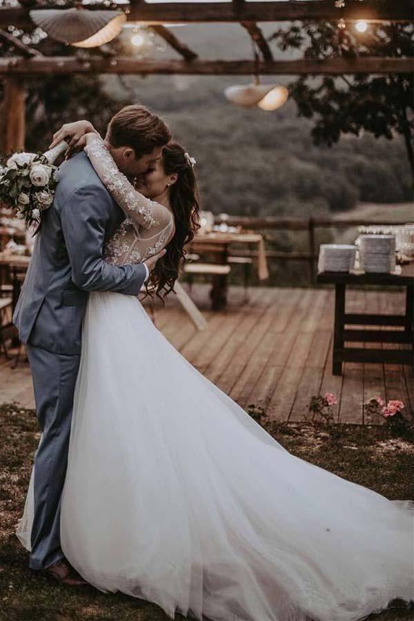 Wholesa A-line Elegant Long Sleeves Tulle Wedding Dresses Bridal Gowns With Lace Applique