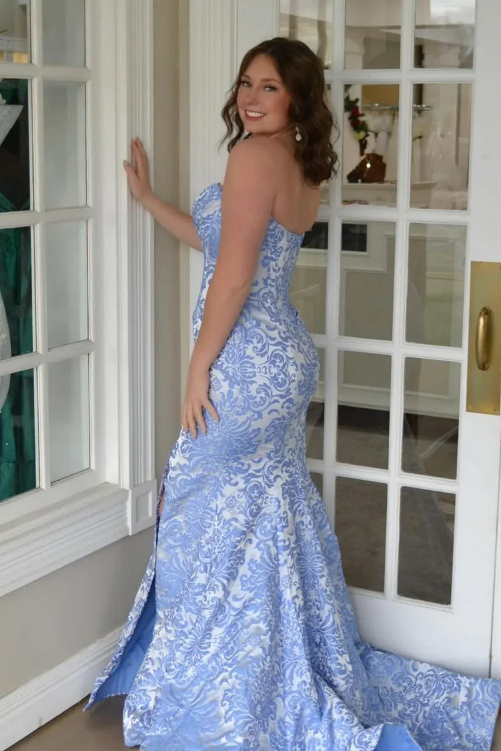 Elegant Strapless Jacquard High-Slit Mermaid Prom Dress