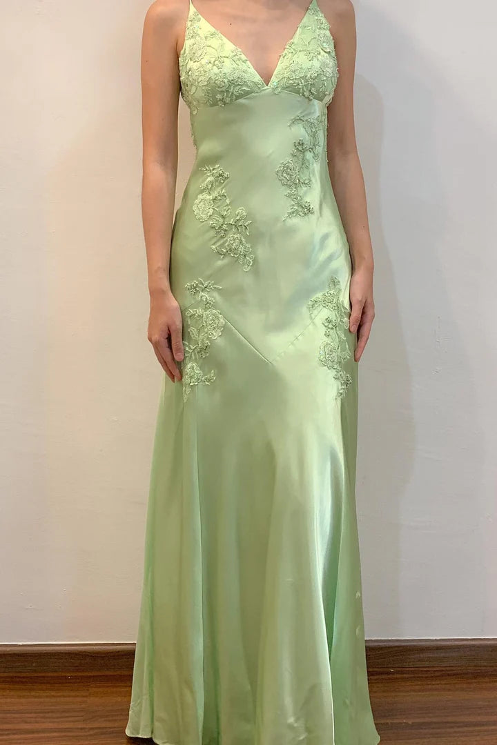 Enchanting Lace-Appliquéd Light Green Open-Back Prom Dress