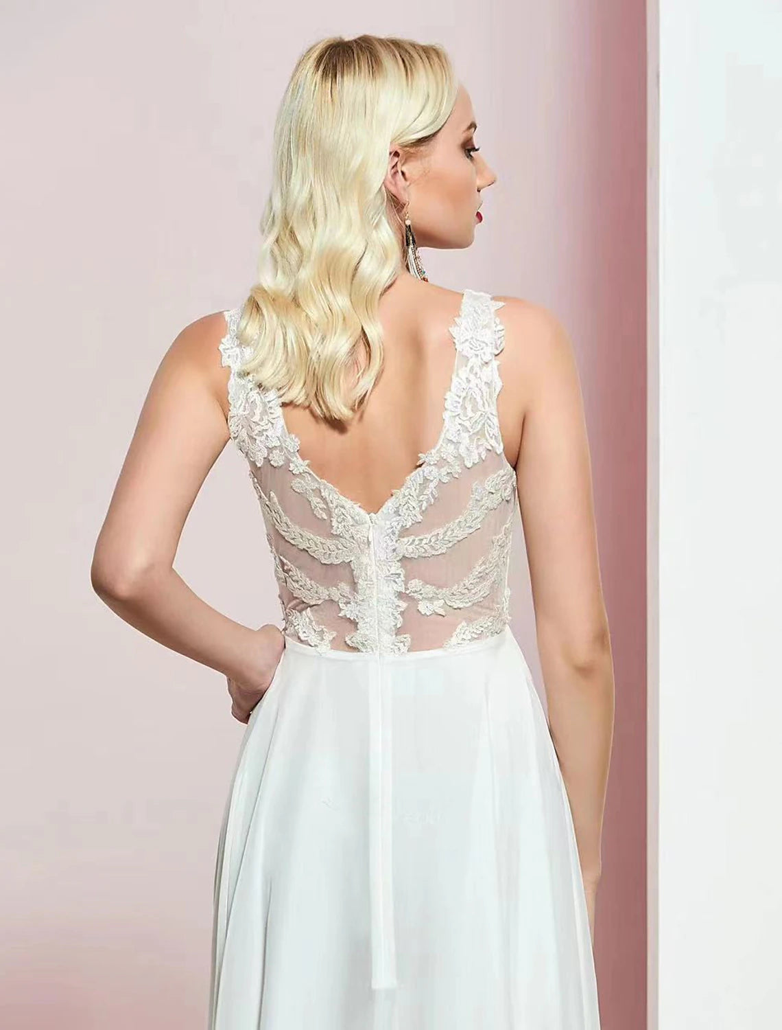 Wholesa A-Line Evening Gown Open Back Dress Wedding Party Birthday Floor Length Sleeveless V Neck Chiffon with Appliques