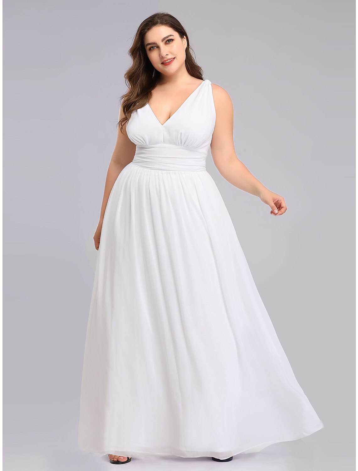 Wholesa A-Line Plus Size Wedding Guest Formal Evening Dress V Neck V Back Sleeveless Floor Length Chiffon with Pleats
