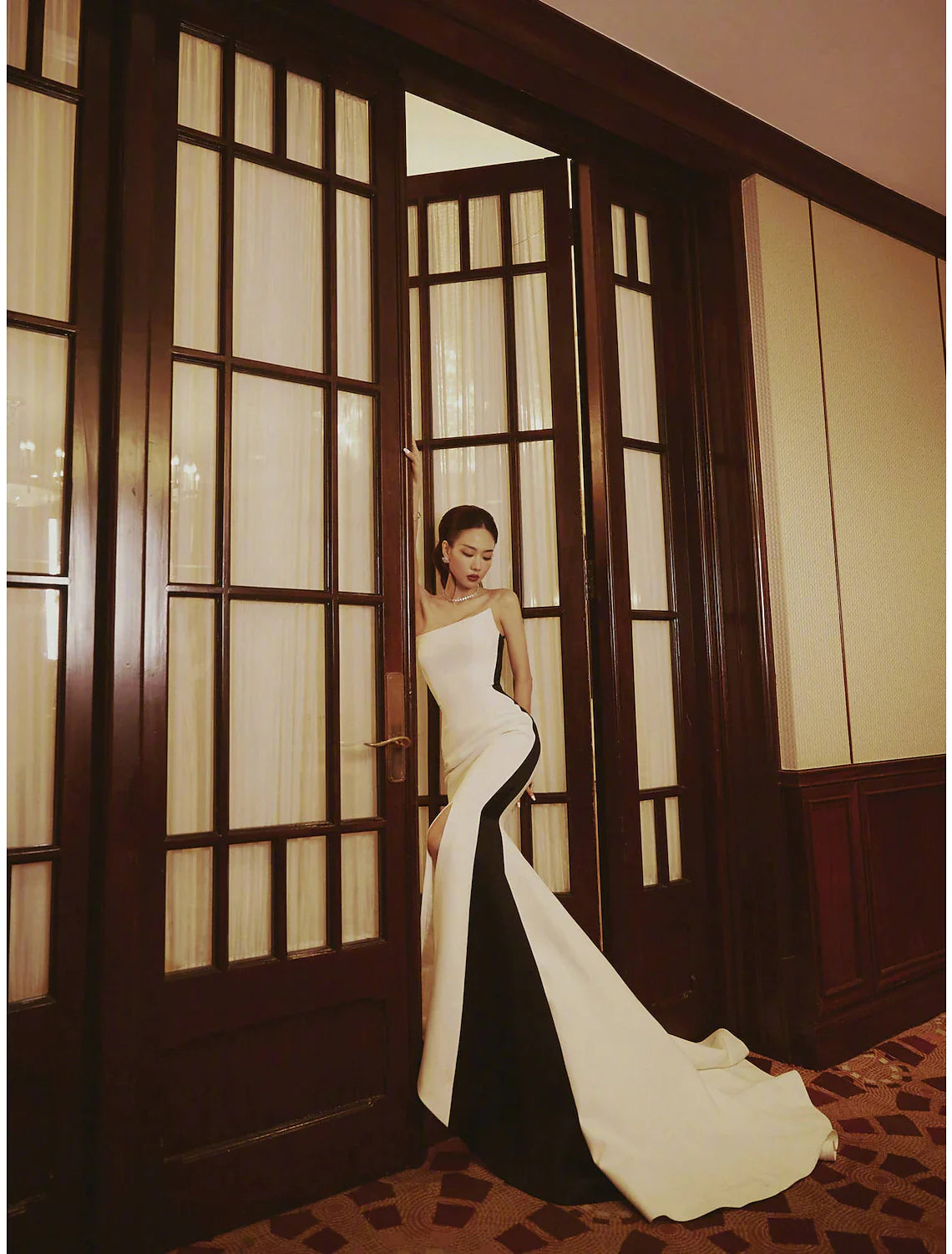 Wholesa Mermaid / Trumpet Evening Gown Color Block Dress Engagement Court Train Sleeveless Strapless Stretch Satin with Slit