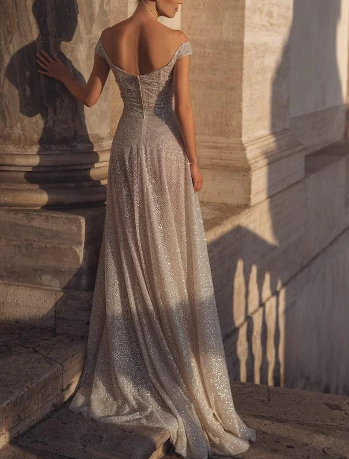 Wholesa Wedding Dresses A-Line Off Shoulder Camisole Sleeveless Floor Length Chiffon Bridal Gowns With Pleats Solid Color