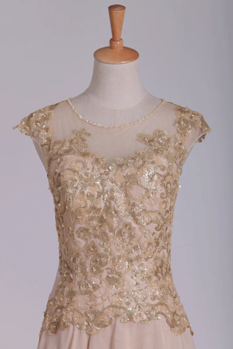 Wholesa Scoop Mother Of The Bride Dresses With Applique Cap Sleeves