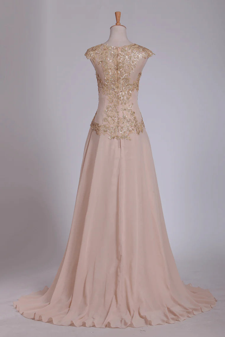 Wholesa Scoop Mother Of The Bride Dresses With Applique Cap Sleeves