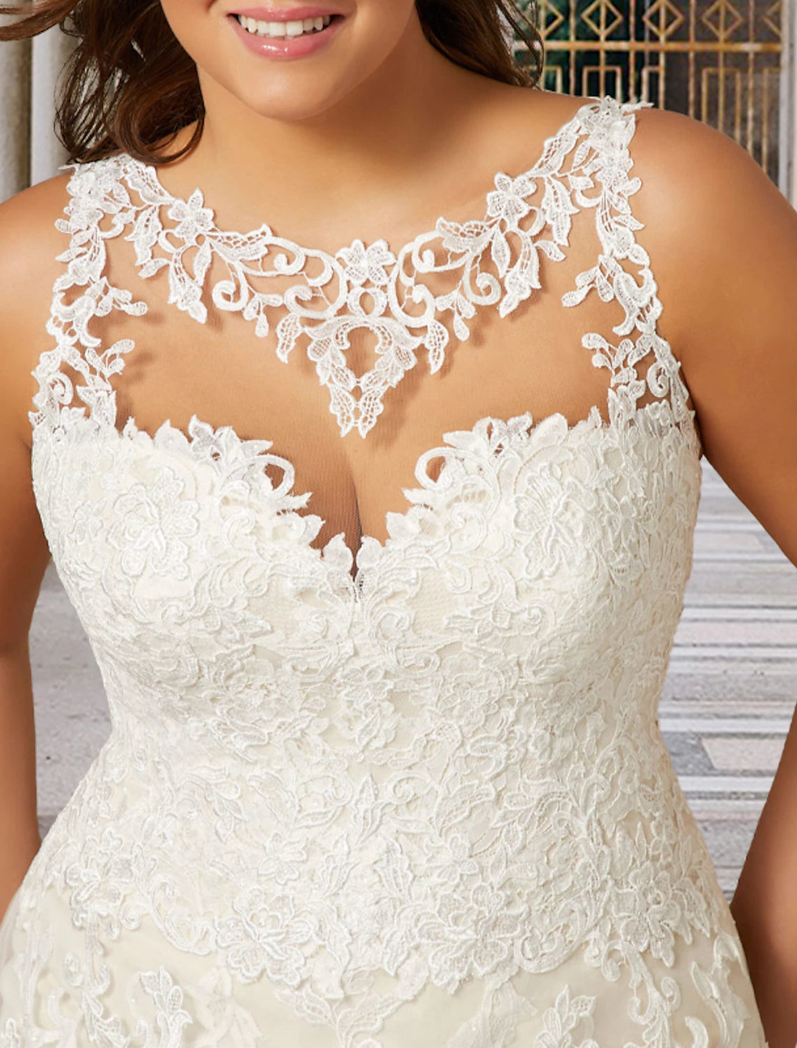 wholesale  A-Line Plus Size Curve Wedding Dresses Luxurious Dress Formal Evening Wedding Party Court Train Sleeveless Jewel Neck Lace with Appliques