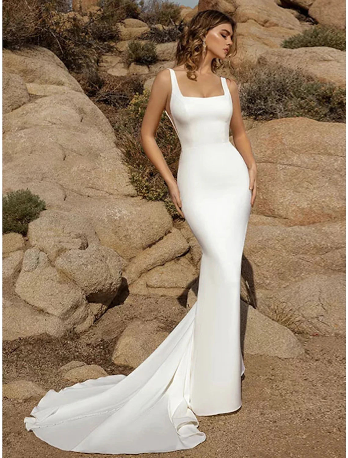 wholesale   Beach Open Back Casual Wedding Dresses Mermaid / Trumpet Square Neck Sleeveless Court Train Stretch Fabric Bridal Gowns With Buttons Solid Color