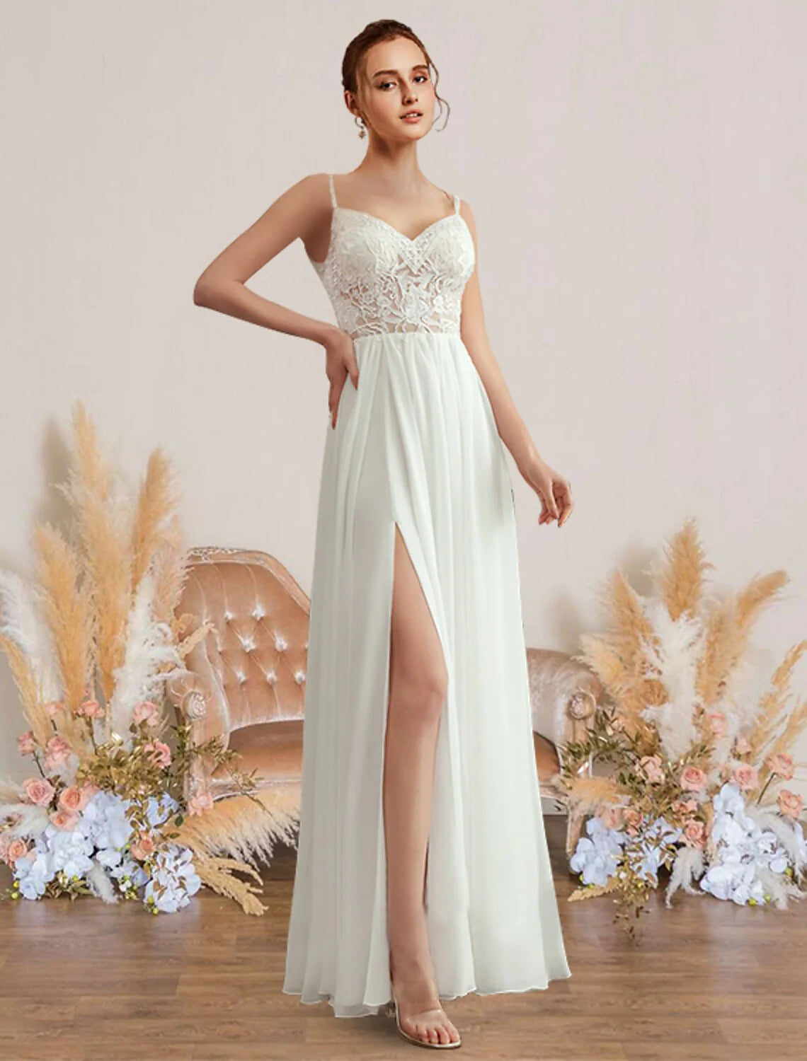 Wholesa Beach Wedding Dresses Floor Length A-Line Spaghetti Strap Sweetheart V Neck Chiffon With Pleats Appliques