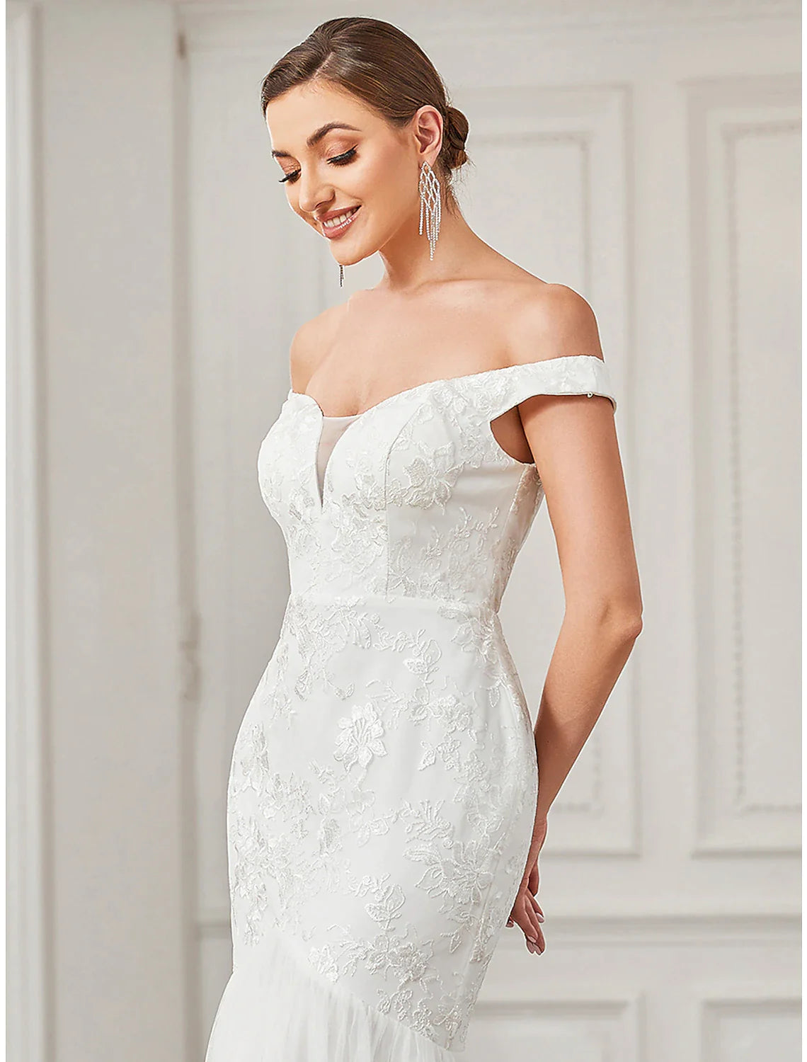 Wholesa Beach Vintage Wedding Dresses Sweep / Brush Train A-Line Cap Sleeve Off Shoulder Lace With Lace Appliques