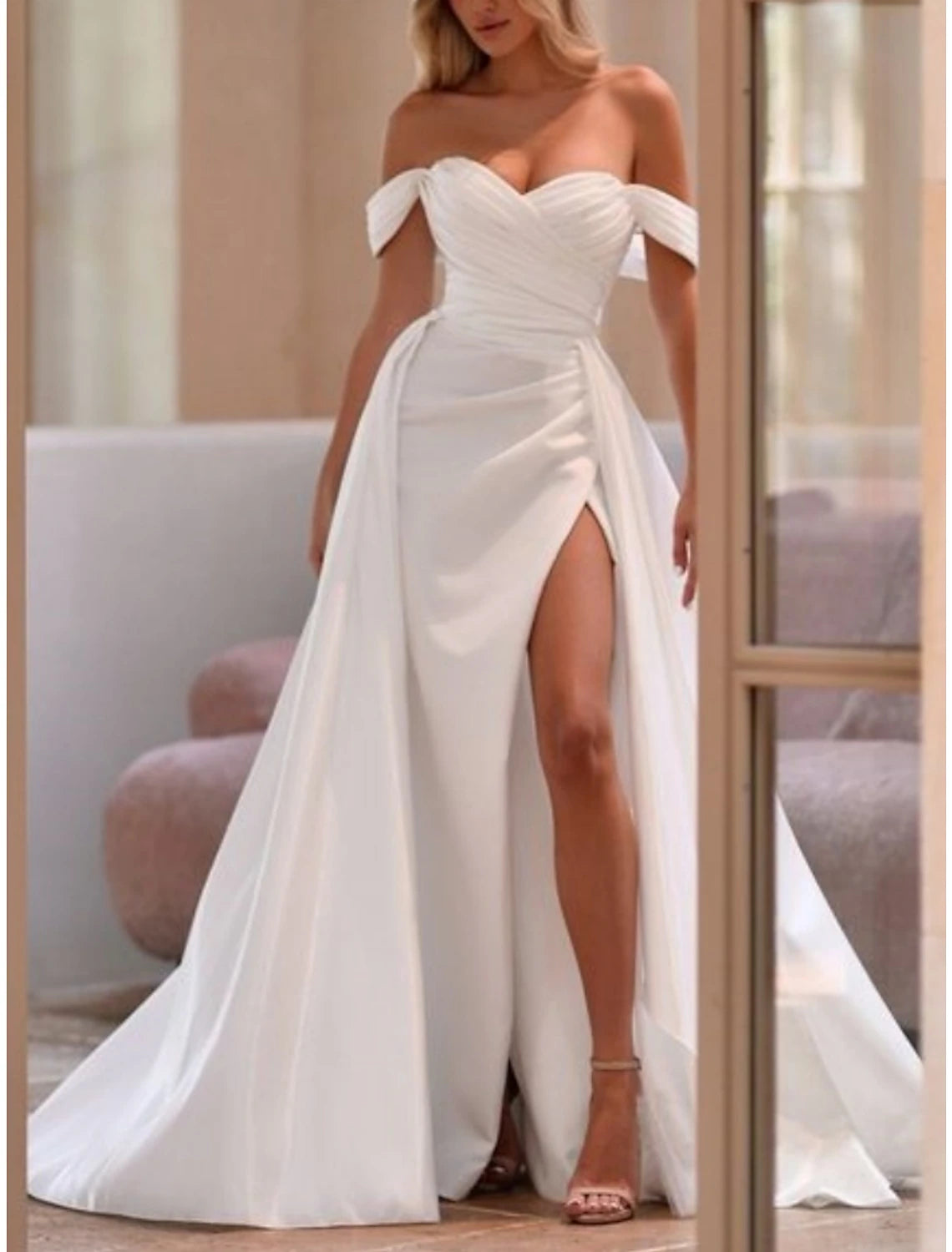 Wholesa Hall Formal Wedding Dresses A-Line Off Shoulder Short Sleeve Court Train Satin Bridal Gowns With Pleats Ruched