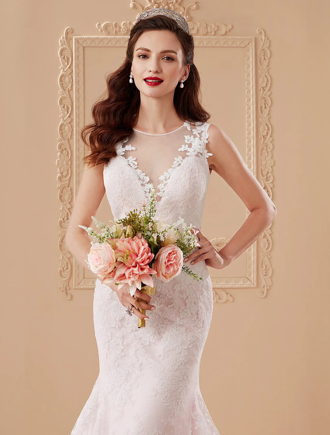Wholesa Mermaid / Trumpet Plunging Neckline Court Train Lace Tulle Wedding Dress with Appliques