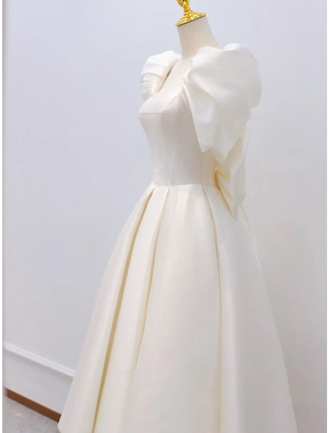 wholesale  Reception Little White Dresses Wedding Dresses A-Line Square Neck Short Sleeve Knee Length Satin Bridal Gowns With Bow(s)