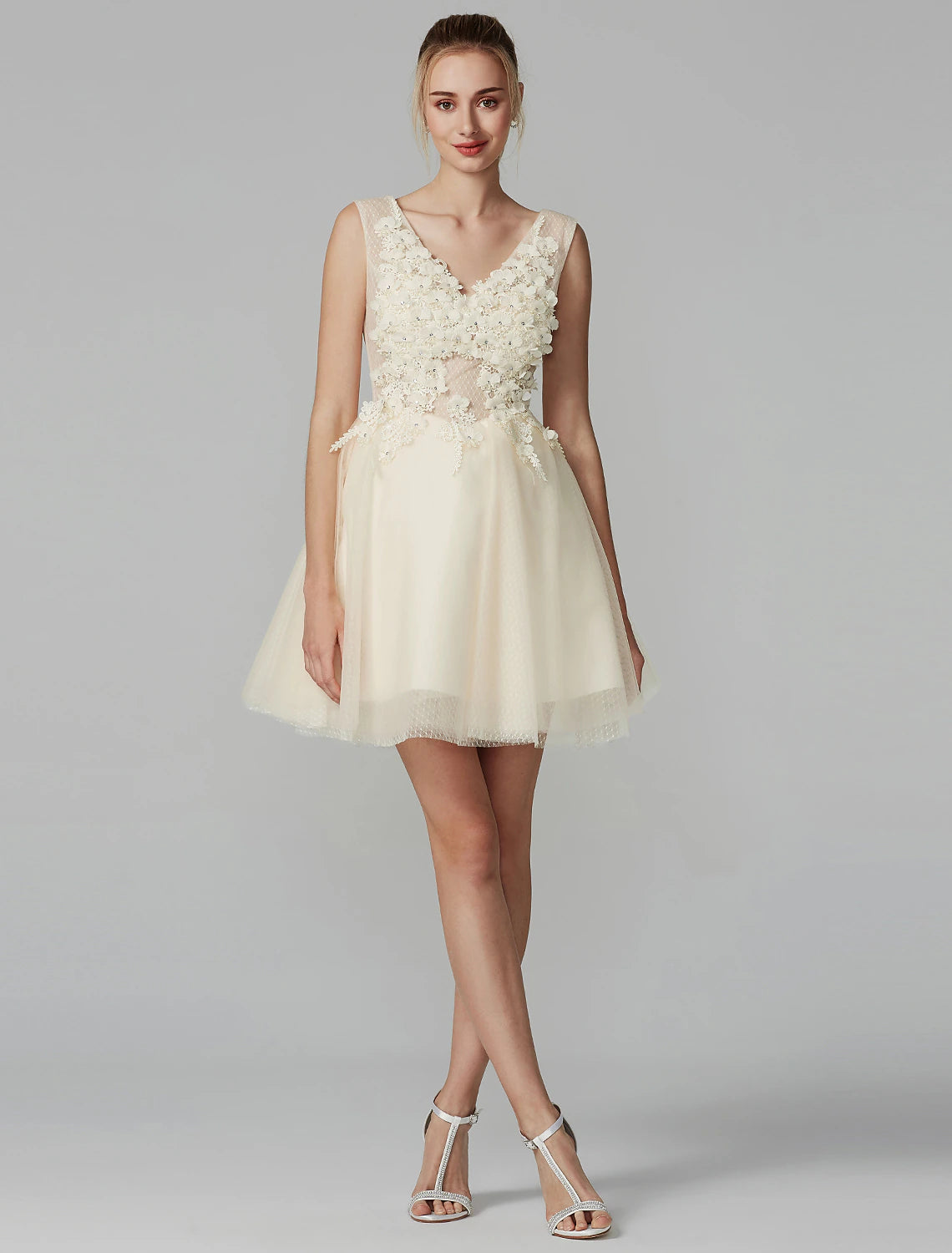 Wholesa A-Line Party Dress Homecoming Graduation Short / Mini Sleeveless V Neck Lace Over Tulle with Crystals Appliques