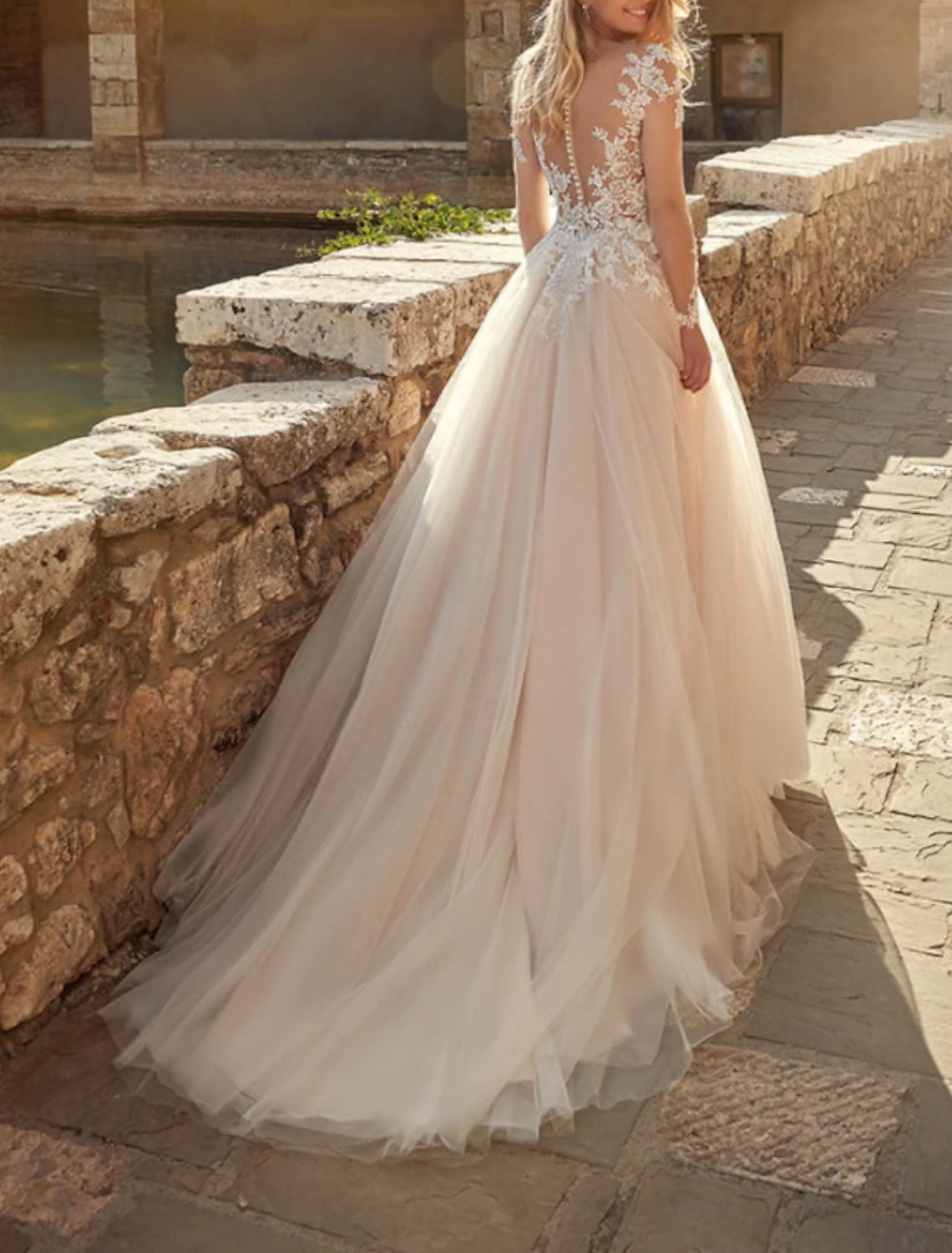 Wholesa Engagement Formal Wedding Dresses A-Line Illusion Neck Long Sleeve Sweep / Brush Train Lace Bridal Gowns With Appliques