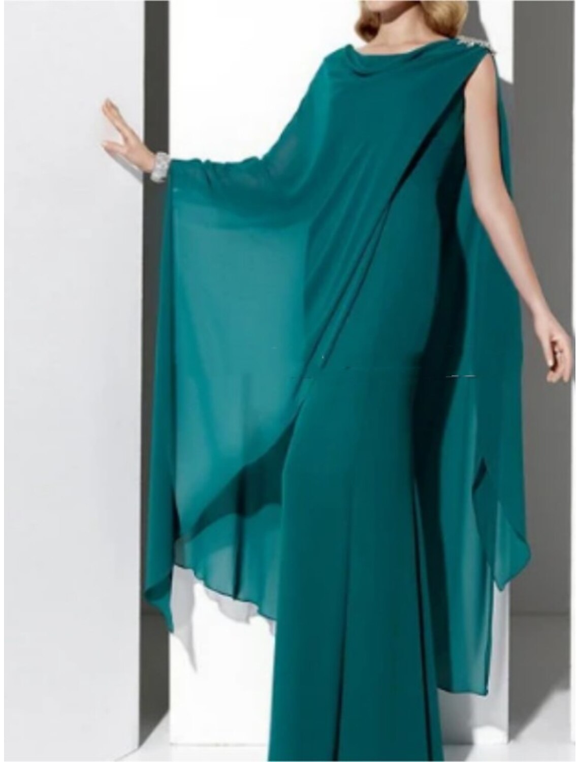 Wholesa Sheath / Column Mother of the Bride Dress Wedding Guest Elegant Vintage Party Scoop Neck Floor Length Chiffon Sleeveless with Pleats Crystal Brooch