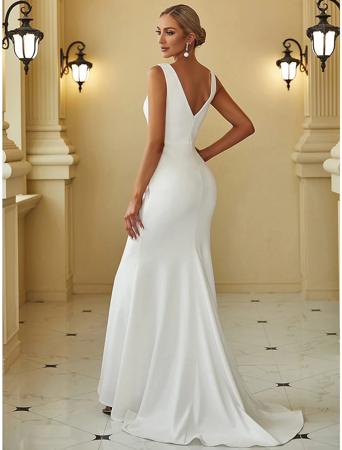 Wholesa Reception Casual Wedding Dresses Mermaid / Trumpet Scoop Neck Sleeveless Sweep / Brush Train Stretch Fabric Bridal Gowns With Beading Solid Color